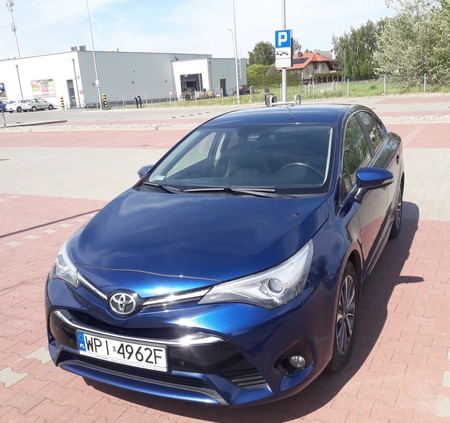 Toyota Avensis cena 63900 przebieg: 141000, rok produkcji 2015 z Trzebinia małe 254